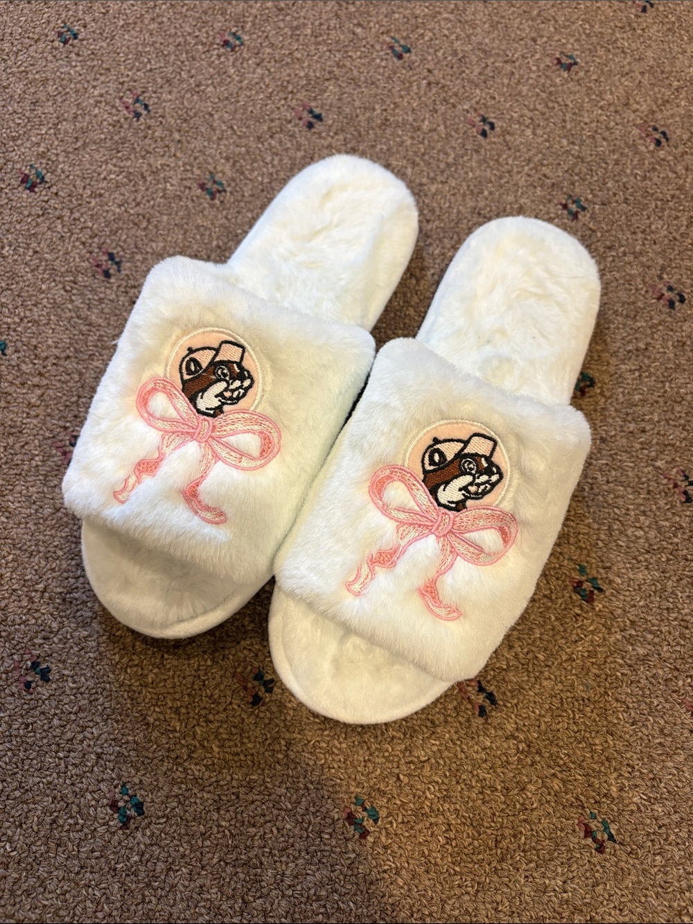 Plush Slide Slippers with Pink Bow Embroidery